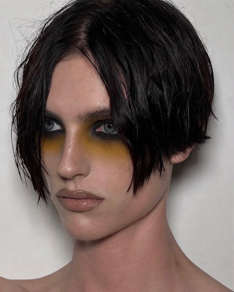 yazzxv's tweet photo. the make up at gucci was absolutely fabulous https://t.co/Q9M1wApK6K
