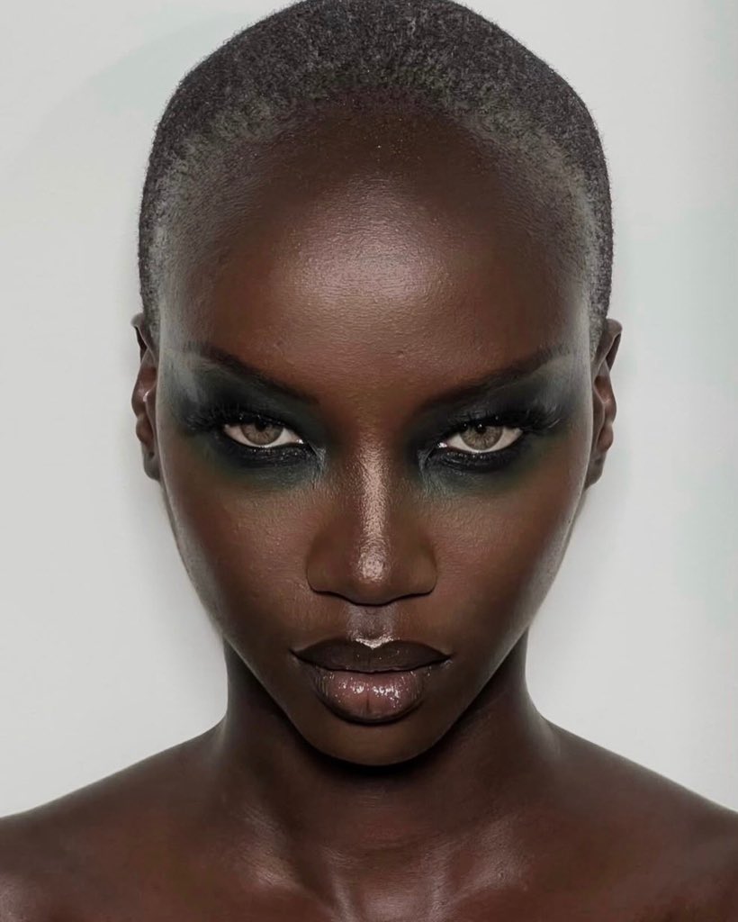 yazzxv's tweet photo. the make up at gucci was absolutely fabulous https://t.co/Q9M1wApK6K