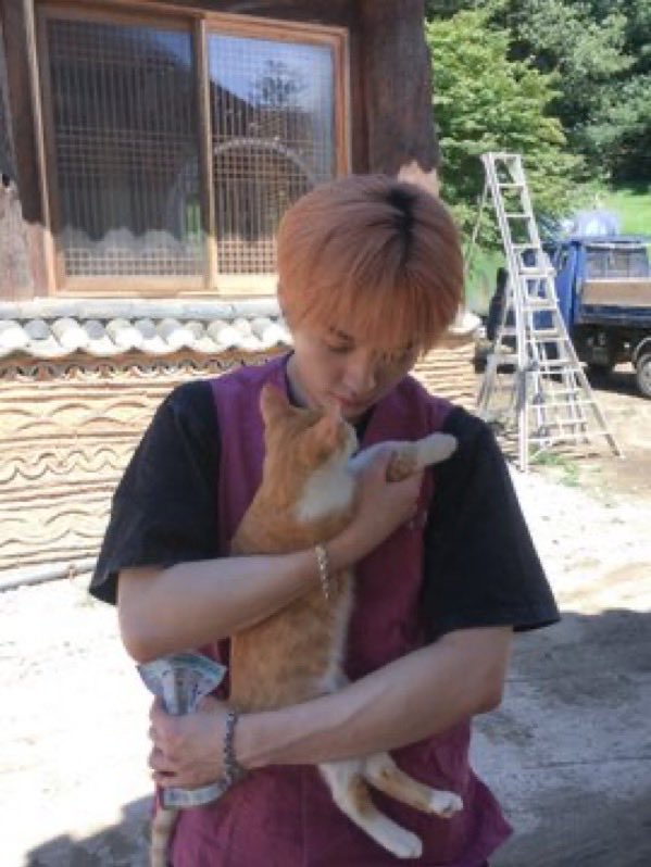 minryxi's tweet photo. MY KYOOOO https://t.co/TKo5B9BbZ5