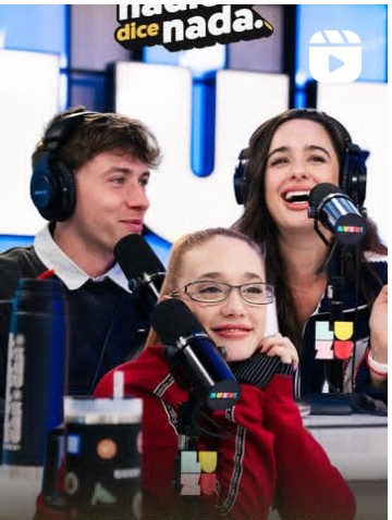 mariaBenitez214's tweet photo. Solo paso por acá , a decir que los QUIERO MUCHO y los banco en todo !!! @florjazminpe16  , @tesitochai  y @marcosgiles122  !!! https://t.co/w6EkZVQ2wU
