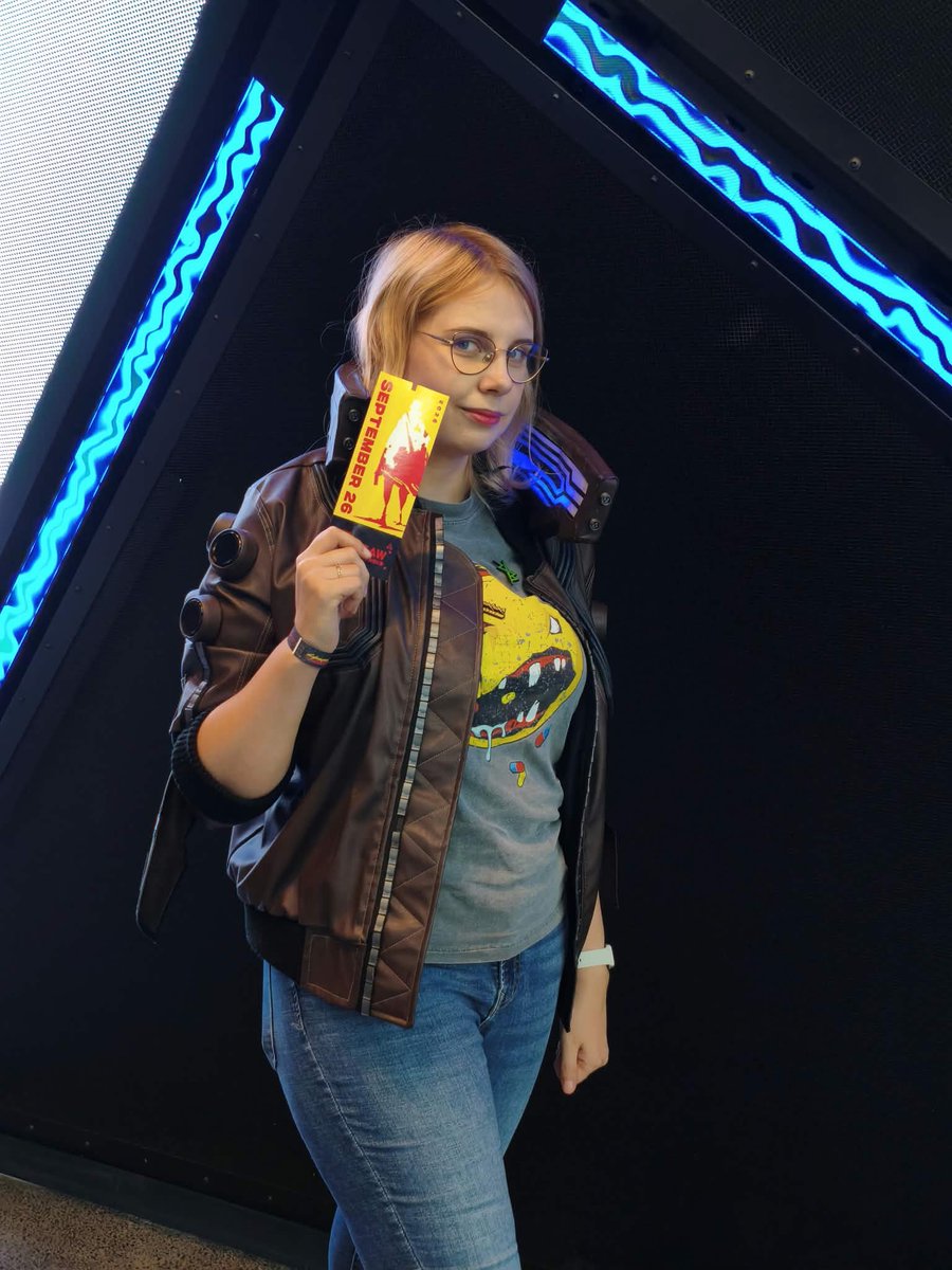 crushovitz_b's tweet photo. Cyberpunk: Edgerunners 2 Exclusive Screening of Episode 1 ❤️
Can't wait for 20th of October 😎
Thank you CD PROJEKT RED for the invitation and the great event!
#Edgerunners2 #CDPROJEKTRED #GamingEvent #Gaming #CyberpunkEdgerunners https://t.co/rlHi8sp8it