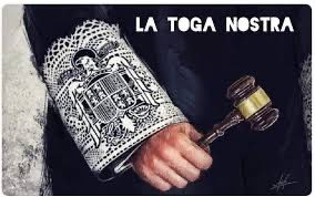 Pepeillo_p's tweet photo. @EsperanzAguirre El extraño caso de la Reina de la Charca, tenía tantos amigos en la Justicia que nunca fue a la cárcel. La Rana Esperanza https://t.co/gV7X8GyxBH