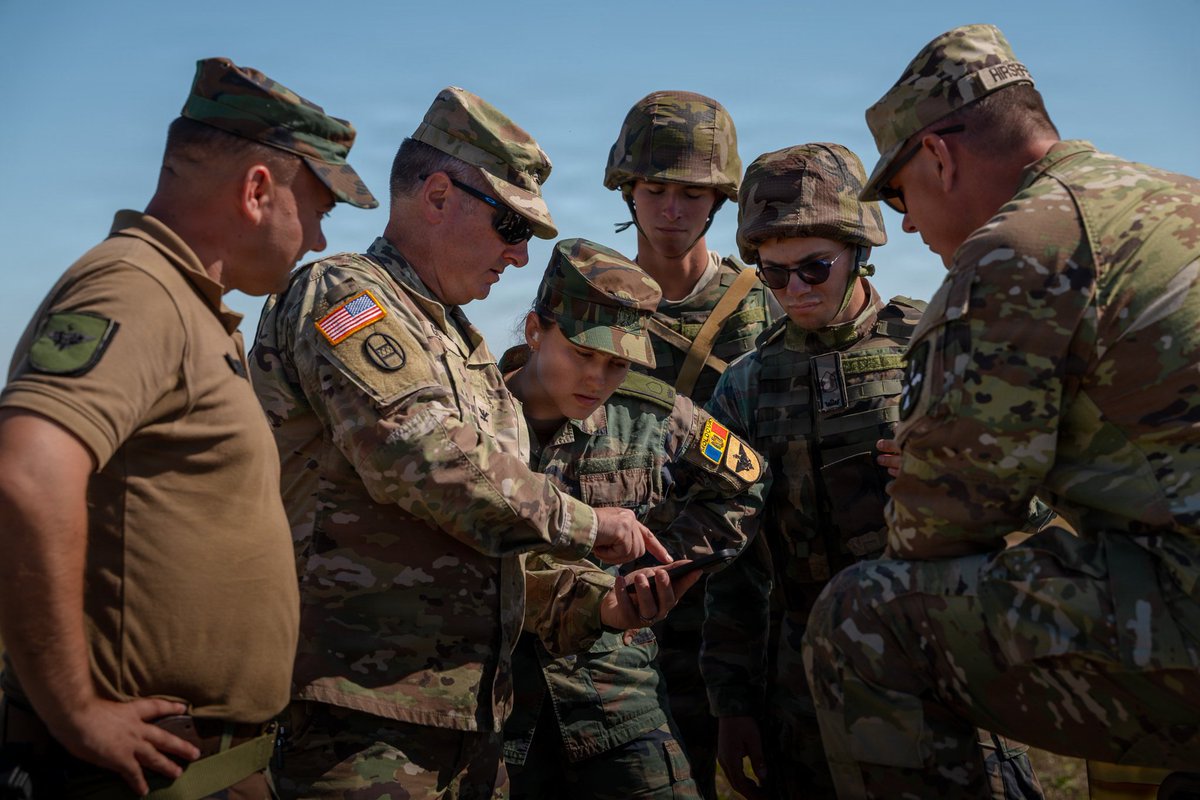 Mariusucqg's tweet photo. Fire Shield 2026 🇲🇩🇺🇸 Militarii moldoveni și soldații americani se antrenează împreună pentru consolidarea parteneriatului și securității regionale

#Moldova #FireShield2026 #SUA https://t.co/XeRN30Z3yz