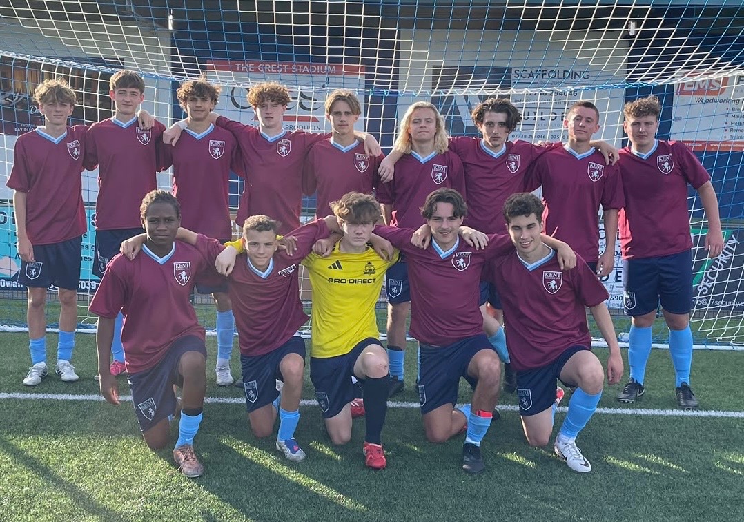 kentschools_fa's tweet photo. Both the @kentschools_fa U15 Boys and U16 Boys were in pre-season match action today. (Pics U15s)

Many thanks to everyone involved. https://t.co/YsIwHKRYbw