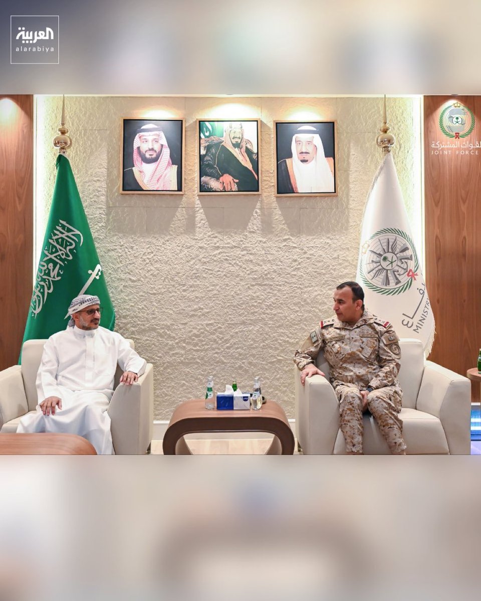 Ahmedmalfifi's tweet photo. 🚨قائد القوات المشتركة للتحالف وعضو مجلس القيادة اليمني طارق صالح يؤكدان أهمية توحيد الجهود ومواصلة التنسيق 

======
🔴 قائد القوات المشتركة للتحالف الفريق الركن فهد بن حمد السلمان يبحث مع عضو مجلس القيادة الرئاسي اليمني الفريق أول ركن طارق صالح تطورات المشهد الميداني

🔴 الجانبان يناقشان سبل تعزيز التنسيق المشترك لدعم جاهزية القوات المسلحة اليمنية بمختلف الجبهات ضمن مساعي استعادة الدولة ومؤسساتها

🔴 الفريق السلمان يثمن التضحيات الكبيرة التي قدّمتها قوات المقاومة الوطنية ومنتسبوها في معركة استعادة الدولة وإنهاء الانقلاب

🔴 الفريق طارق صالح يشيد بالدعم اللامحدود الذي تقدمه قيادة التحالف للقوات اليمنية والمقاومة الوطنية لتوحيد الصف وتأهيل القدرات
#العربية