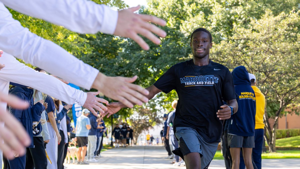 muathletics's tweet photo. Another beautiful morning for the LOVELLSTRONG Legacy Run/Walk! Over 400 Marquette students, staff, alumni and friends were on campus honoring the life and legacy of Dr. Michael R. Lovell, Noah Snyder, and Scott Michaud.

#WeAreMarquette | #LOVELLSTRONG https://t.co/pIoMUzfd3s