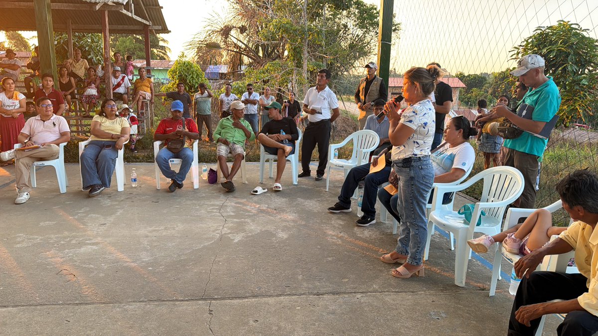 DiputadaJaship's tweet photo. Reunión en el Centro Poblado Santiago de Borja, distrito de Barranquitas, provincia de Lamas. Se hicieron presentes las autoridades de los caseríos de la jurisdicción, así mismo, el Alcalde y sus regidores del Centro Poblado.
#semanaderepresentación
#diputadajacquelinetapullima https://t.co/TIGNzBJopf