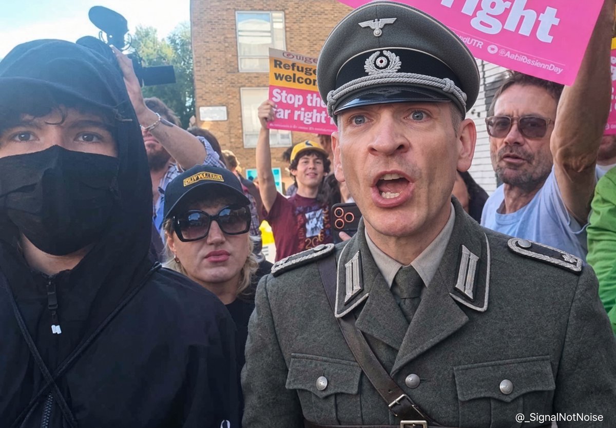 LvL99Bard's tweet photo. @NewsGBOfficial @KingstonUni Literal Nazi. https://t.co/yjIefqiRn6