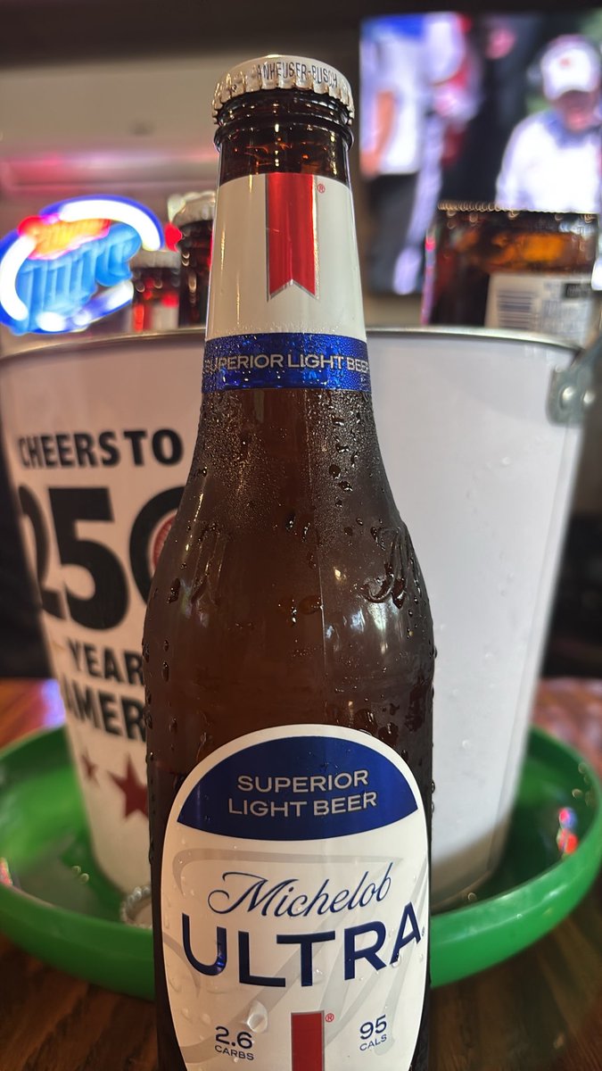 SuperBeerBoy's tweet photo. Back at it. Crack addict. You know the gist. https://t.co/rgBD8q23LZ