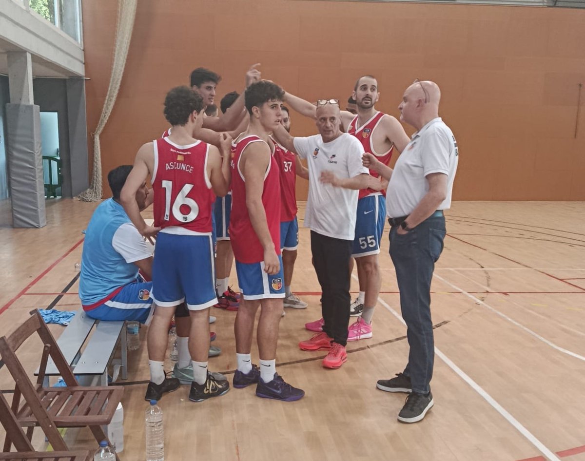 martinenc's tweet photo. 🚨 FINAL! ⛹️♂️
🏀 @CBArgentona 92-81 Sènior A Masculí
📝 Obrim la #CopaCatBQ amb derrota fora de casa.
✊ A pensar en el següent, EQUIP!
#SomMartinenc #bàsquetcat https://t.co/Go1Nzc2kcx