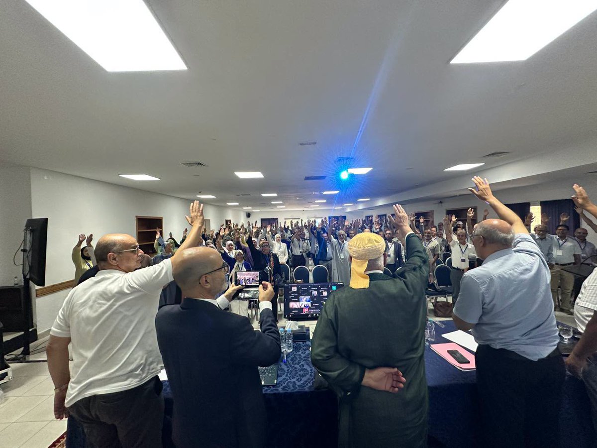 Gil24M's tweet photo. المجلس الوطني لحزب العدالة والتنمية في دورته الاستثنائية يصادق بالإجماع على عدم المشاركة في الحكومة والاصطفاف في المعارضة https://t.co/ByGODB7ftA