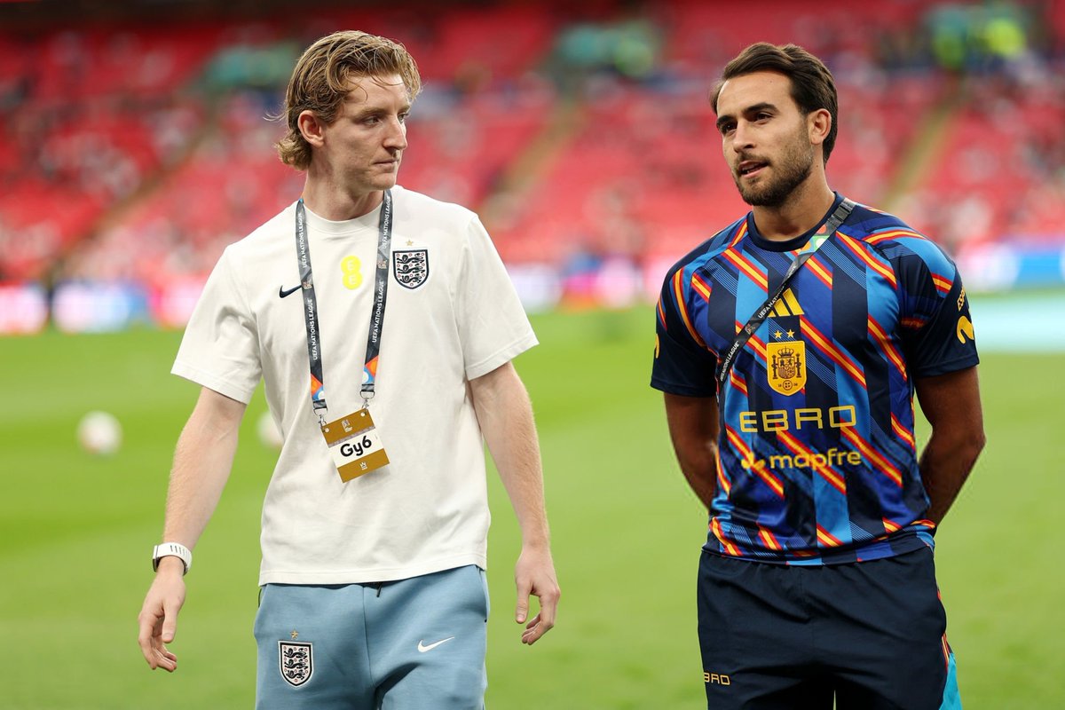 BarcaUniversal's tweet photo. Gordon x Eric https://t.co/0B5PbUOvVu