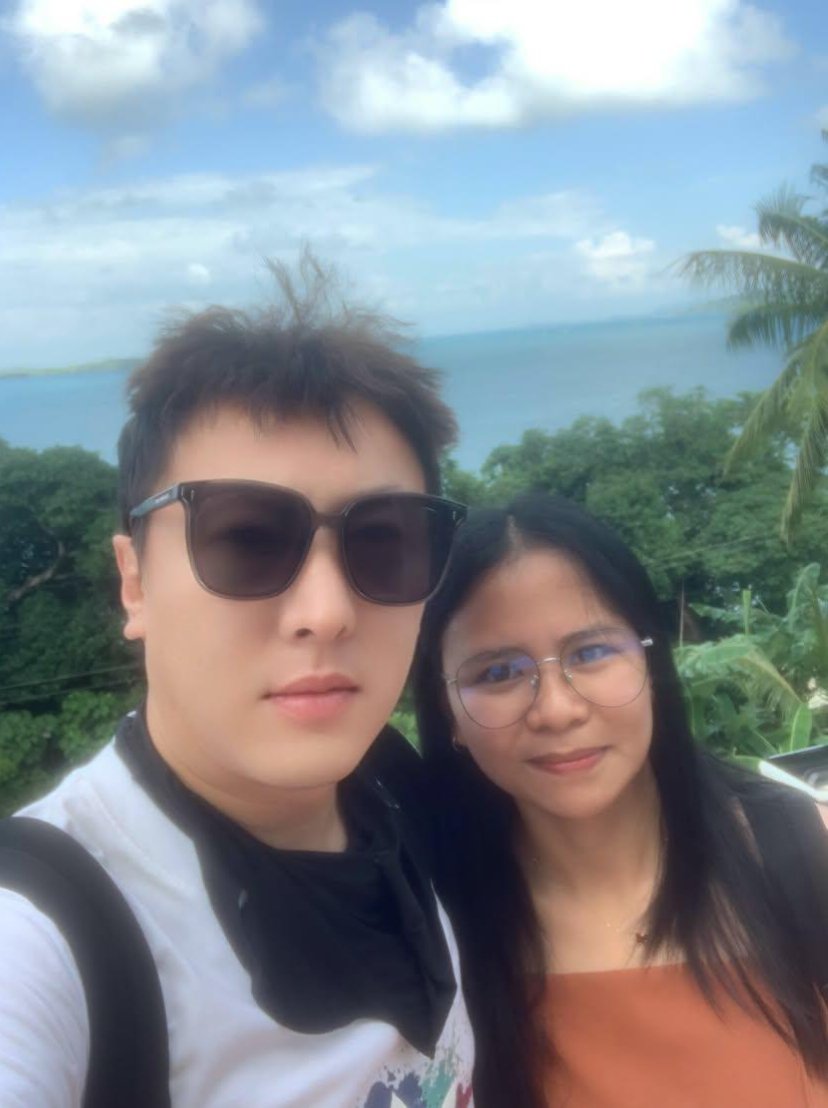HassyMaye's tweet photo. So, this is where our teacher-and-student love story ends. 😭 https://t.co/8C1MEa8zye