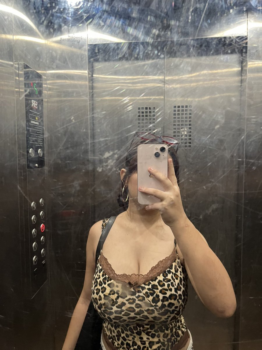 pumpforrayy's tweet photo. I want you in debt for me and I ALWAYS get my way https://t.co/sqycjKqe9u