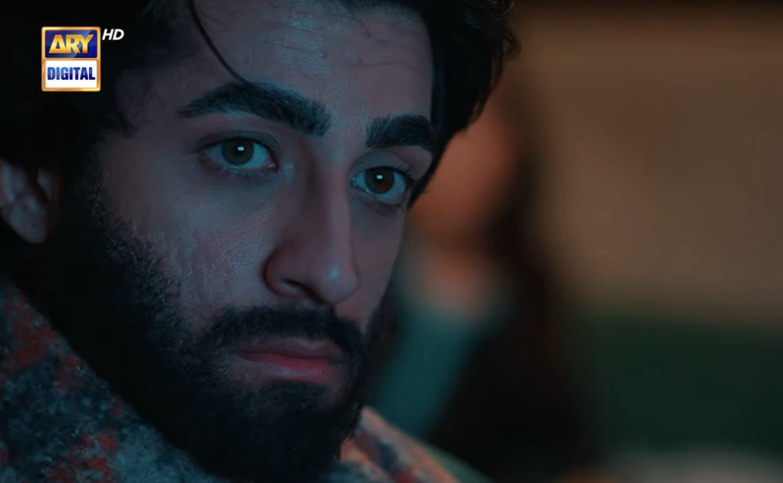 UzmaRS's tweet photo. Take a bow Nameer Khan !!!! Take a bow homeboy !! Absolutely CRUSHING it in this loathsome , completely insufferable character !! Oh dear humanity, Zaamil is every woman’s absolute ugliest nightmare 😞😞
#DareNijaat https://t.co/ytGKI6yVd6