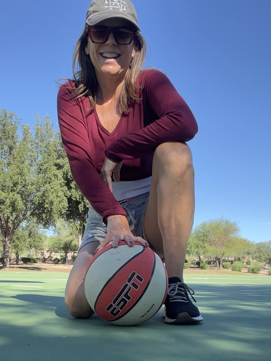 GMyersGoodwin's tweet photo. As long as I am able to, I will make an effort mentally and physically. Trying is succeeding. Today is the day I have so I am going to make it count!! #goals #nevertoolate #bekind #thankful https://t.co/vmrKnnCbDH