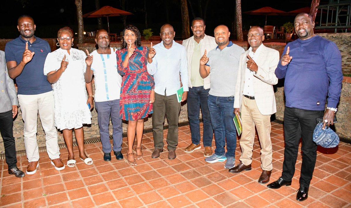 paulinenjoroge's tweet photo. As @LindaMwananchi_ , we remain united and focused on the work ahead. https://t.co/ANn8zPfGIJ
