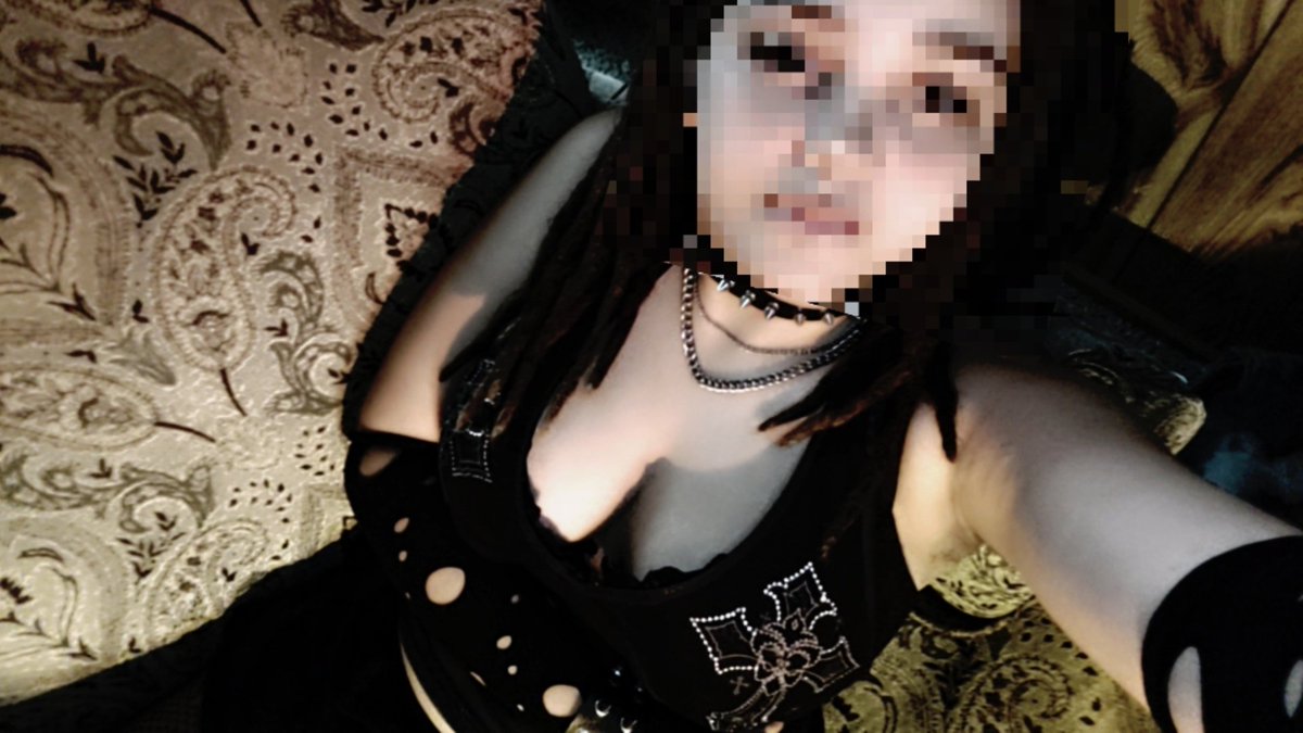 eroticaslvt's tweet photo. good afternoon oomfies ~♡ i hope you all havent missed me too much i know i havent been posting much media i promise its jus bc im scared of getting shadowed again !!! i send more pics on my discord server, do rps, trades ($) , vcs and more!! https://t.co/OuKlCOduvi https://t.co/iMmU6NO4Op