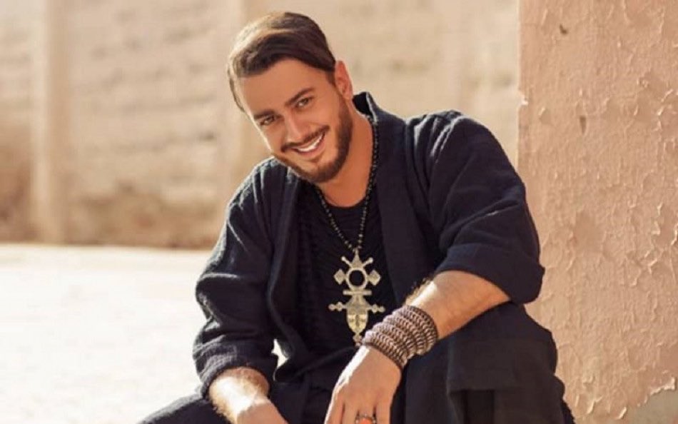 ImpactMediaFR's tweet photo. 🚨🇲🇦 FLASH

Le chanteur marocain Saad Lamjarred, 41 ans, a été CONDAMNÉ en appel à 10 ANS DE RÉCLUSION CRIMINELLE pour VIOL AGGRAVÉ. Il purgera sa peine en France.

Les faits remontent à octobre 2016, dans une chambre d’hôtel à Paris. La victime avait 20 ans, lui 31 ans.

Sa peine a été alourdie : il avait été condamné à six ans de réclusion criminelle en première instance.

👉 Le chanteur avait également été mis en cause dans des affaires similaires au Maroc en 2015 et aux États-Unis en 2010. Dans l’affaire américaine, la procédure pour viol et agression sexuelle a été classée après un arrangement financier avec la plaignante.

(Le Monde)