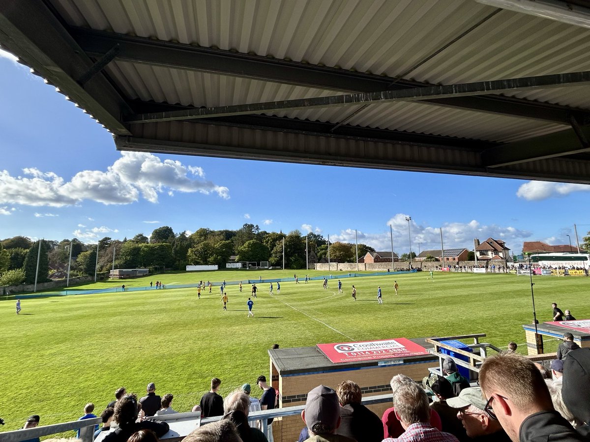 RPGilb's tweet photo. A scarf out of the window Cup day today with @HallamFC1860, who were organised &amp; committed against @PrescotCablesFC but after a 1-1 draw, exit the #FATrophy on penalties. Performance bodes well for Wednesday nights big league game! #football #nonleague #Hallam #CupMatch https://t.co/CHz7uREWPt