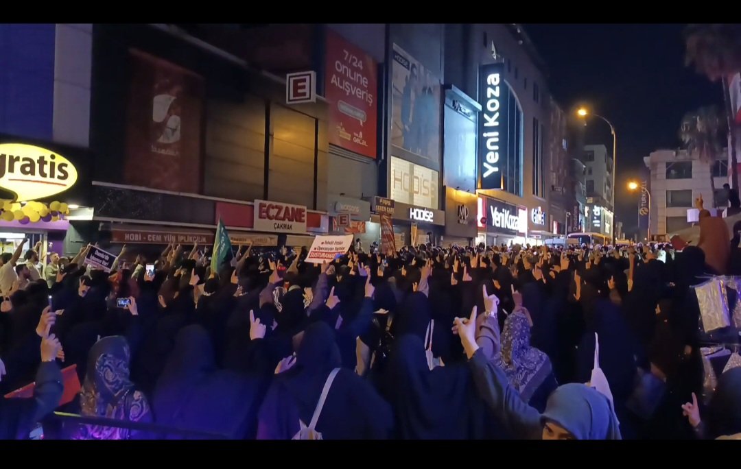 Ceydeak's tweet photo. #AdanaEmniyeti
AKPDönemi ZulümDönemi
OzgürlükYürüyüşüne Müdahale https://t.co/rupXd020cd