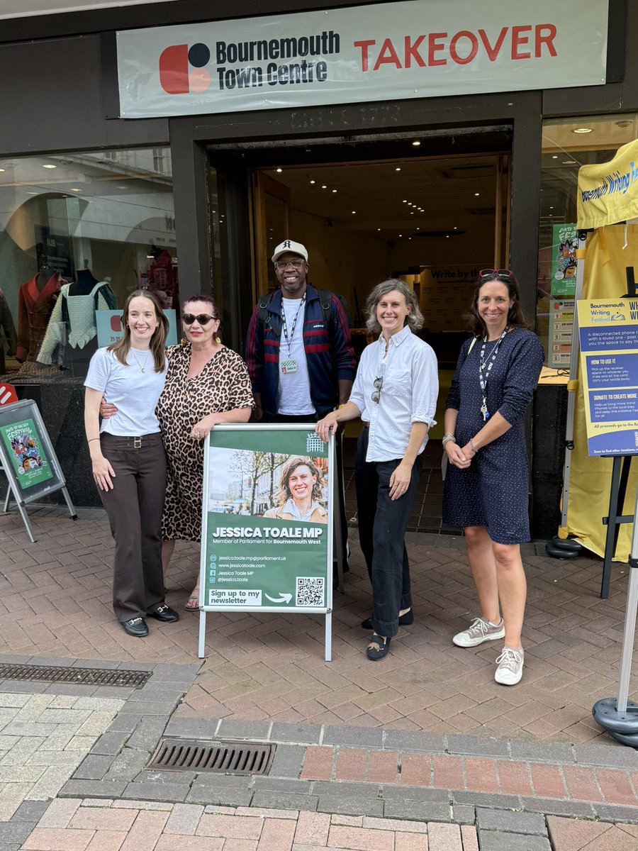 JessicaToale's tweet photo. And last but not least the highlights from Day 5 of our Bournemouth Town Centre Takeover! Thanks to everyone who got involved and came down to support 🙌 https://t.co/uVqE32U7q9
