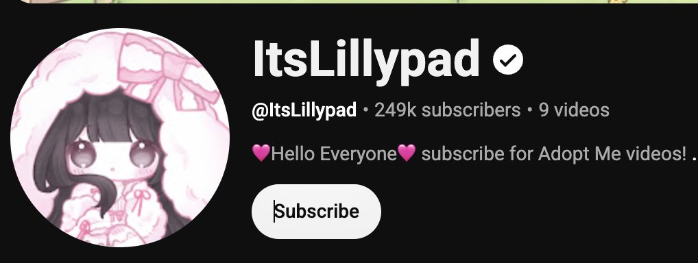 MelusineMara's tweet photo. oop suzybuilds rebranded.. and so many people are subbed to her probably not even knowing it's that flop.. https://t.co/r5oBkgwStq