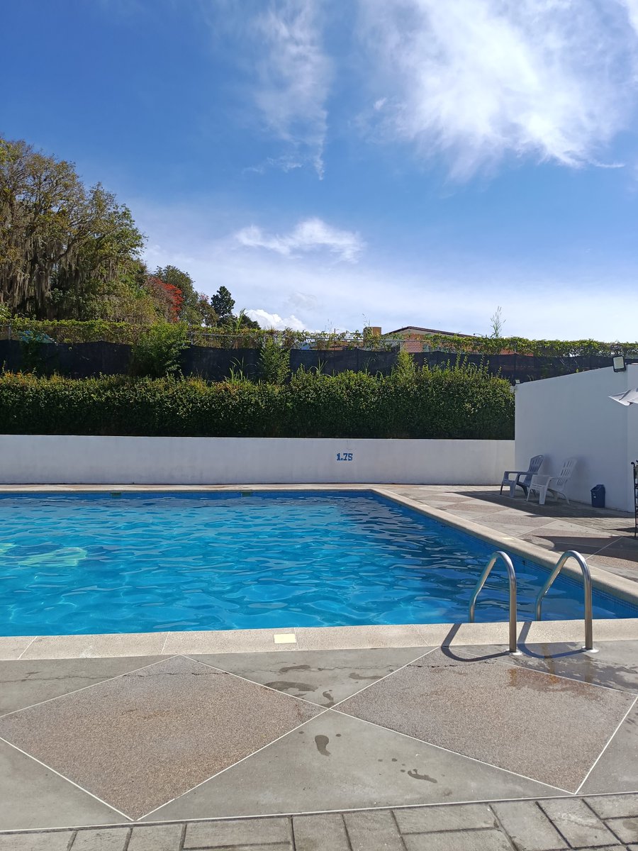 Careverdeazul's tweet photo. Sol y ejercicio https://t.co/AnWSPG8ohn
