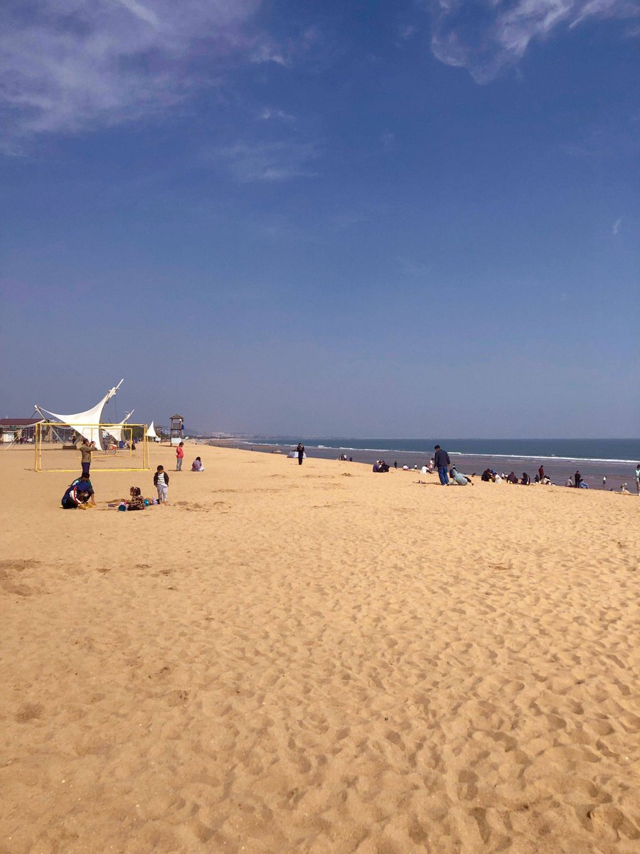AllenBn4g's tweet photo. Hoy jugamos a construir castillos de arena juntos en la playa! La risa de mi hijo es el mejor regalo del día ， https://t.co/6pToP7fBhr