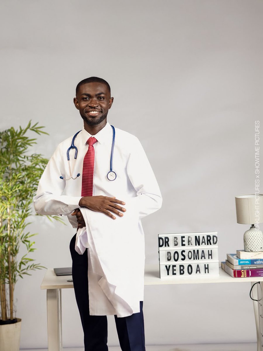Dr__BBY's tweet photo. From my humble beginnings in Fiapre, to my alma mater, Osei Tutu Boys’ School; from my one-year journey as a Doctor of Pharmacy student at KNUST, to another year as a Medical student at UDS, and eventually to KNUST Medical School, my journey has never been a straight line. https://t.co/CD65uZlmwC