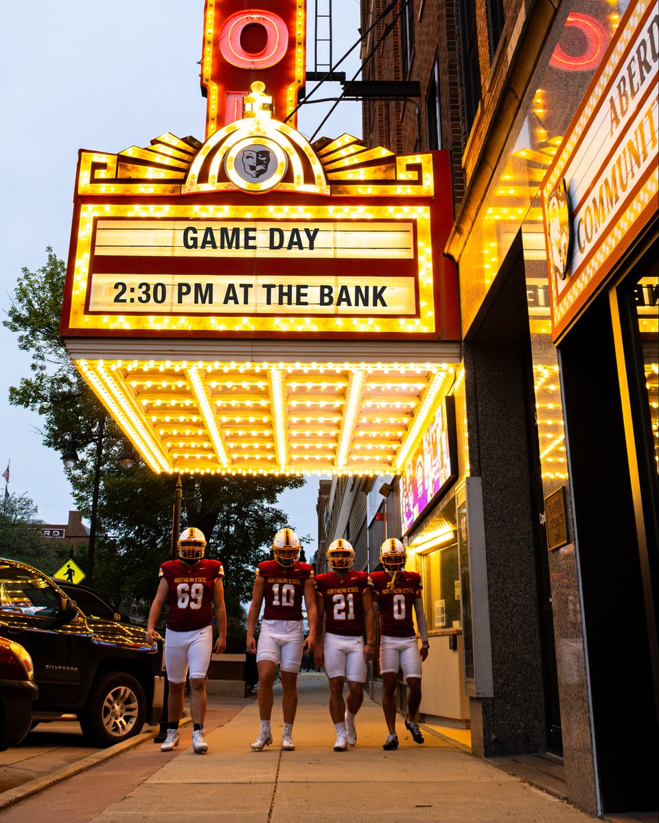 NSUWolves_FB's tweet photo. ꜱʜᴏᴡᴛɪᴍᴇ.
Gypsy Days 🐺🏈
⏱️ 2:30 PM
🏟️ The Bank
📺 Midco Sports Plus
#gowolves | #northernstateu | #bringingitall | #makehistory | #gameday https://t.co/jiHoVvcNTx
