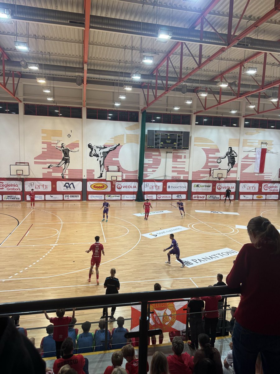 JanCiechanski's tweet photo. Przerwa reprezentacyjna trwa, więc coś dla odmiany 😉 @WidzewFutsal https://t.co/TVUrjT2h4U