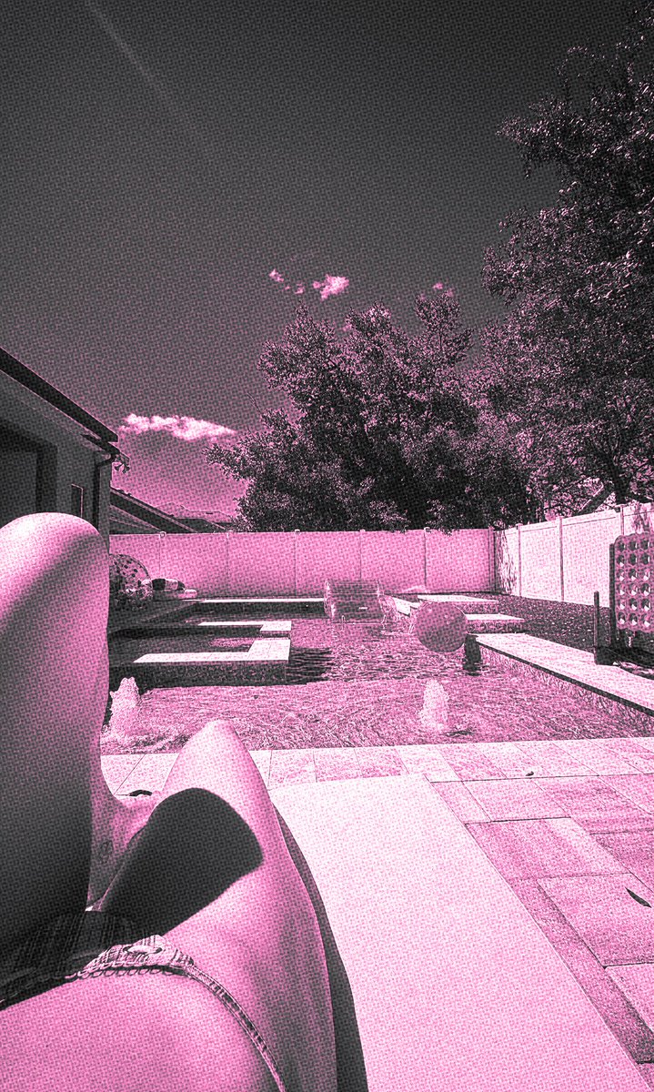 TIFFYSONTIME's tweet photo. a  day  to  unwind  after  yesterday’s  shenanigans. https://t.co/vBuofdn8lH
