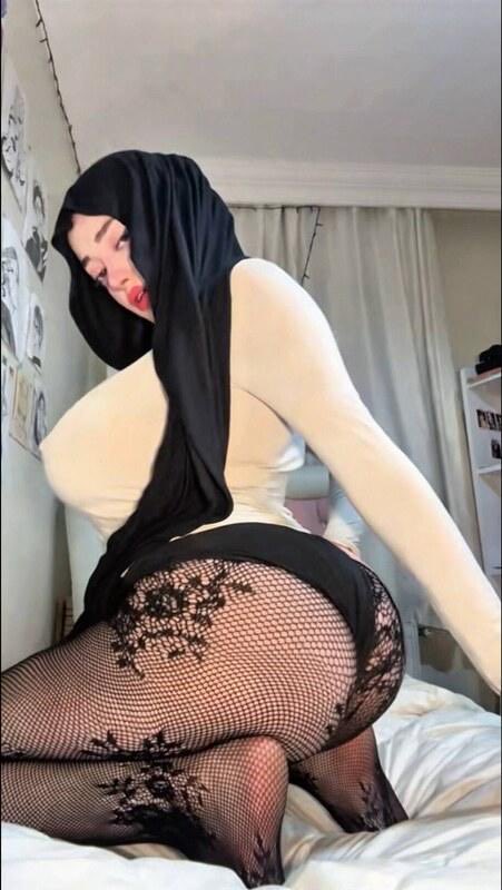 zelalviptr's tweet photo. arkadan kimler seviyorrr🤭 https://t.co/jhAoqKh9LC