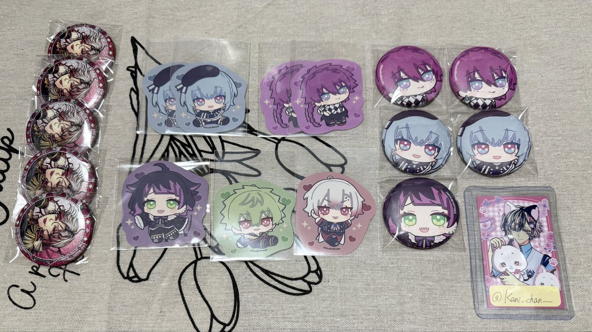 Kani_chan___'s tweet photo. 【交換】悪魔執事と黒い猫 あくねこ ぱしゃこれPremium チェキ 缶バッジ もちっとバッジ ぺたコレ

《譲》1〜3枚目

《求》4枚目

※👑は箔
※箔⇄箔／N⇄N
※纏めての方優先
※大阪,梅田手渡しor郵送📮
※郵送の場合はリトリン必読

検索からでもお気軽にお声掛けください🍀 https://t.co/w8ucNxDSU0