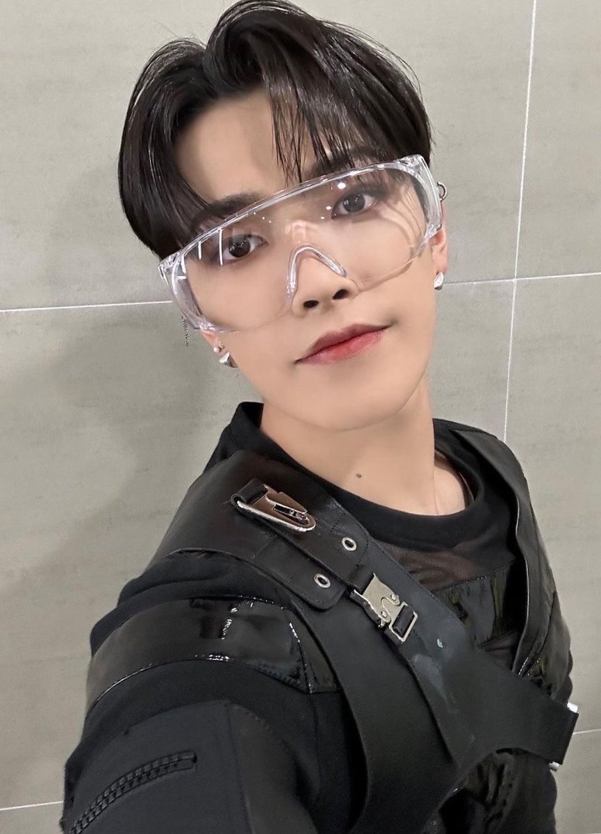 TDCATZ's tweet photo. #YEONJUN #HONGJOONG https://t.co/sNNU0YdBCa