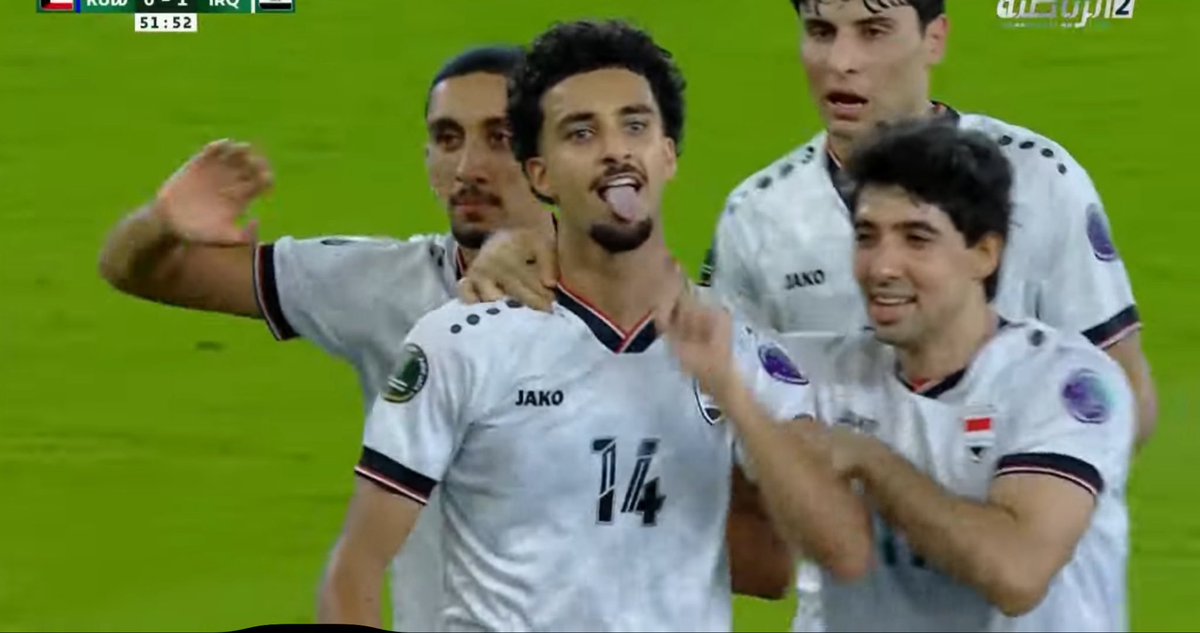 Mi19hh's tweet photo. @hay23ds يبا منايك ابلعوا https://t.co/buwodM4UVS