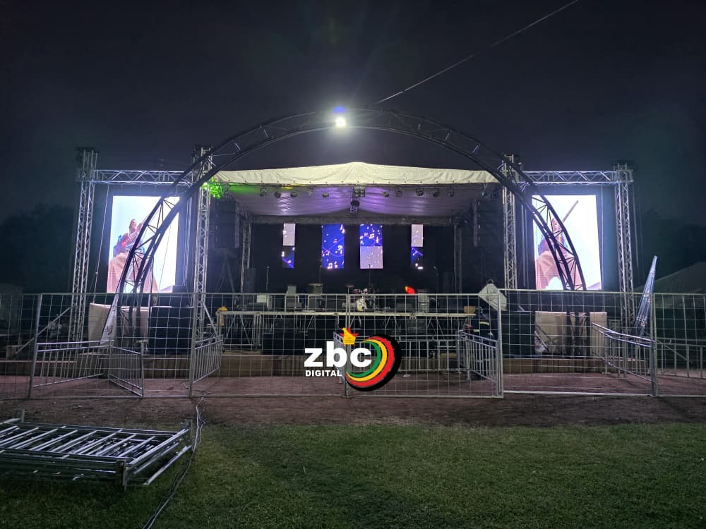 powerfmzimbabwe's tweet photo. The stage is set for the third edition of the Simon Chimbetu Festival at Magandi Park, Chegutu this evening. Several artists including Roki, Peter Moyo, Queen Kadjah, Kurai Makore, Andy Muridzo and Taurai Mandebvu among others, are lined up for this event.

#Denderakings #powerfmzimbabwe