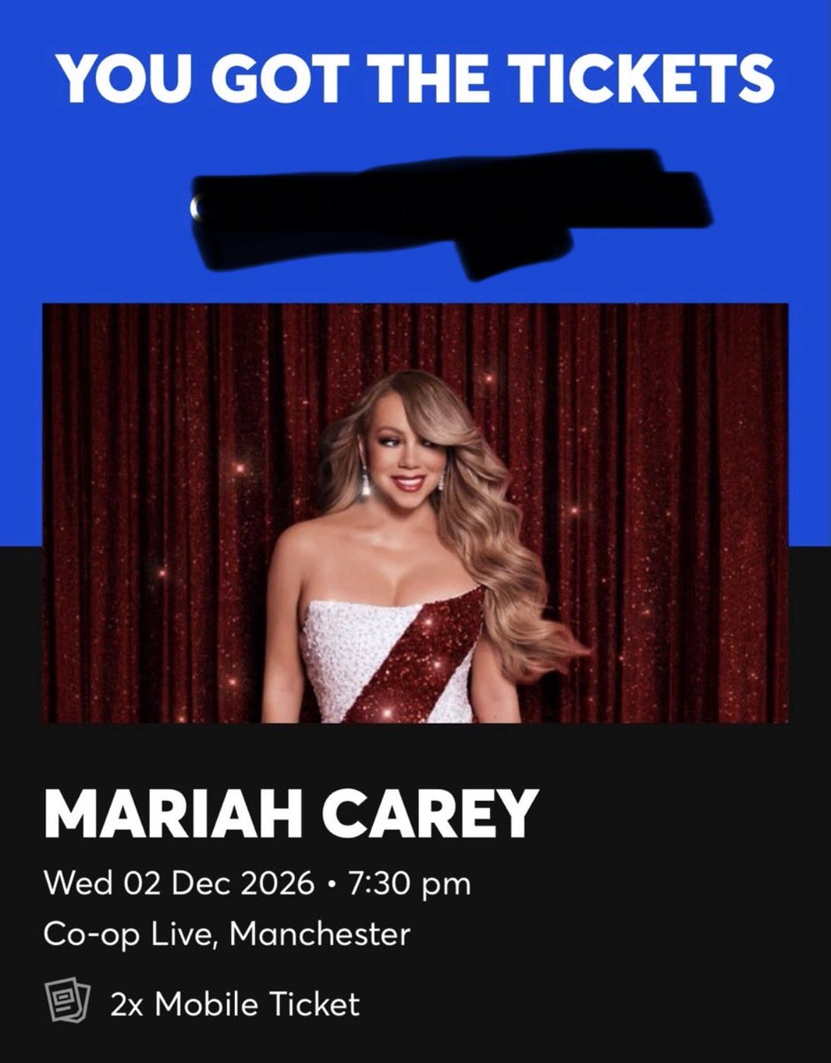 joeturner2012's tweet photo. What a way to kick of the festive period ! #mariahcarey #christmas https://t.co/PFrmC9v0L8
