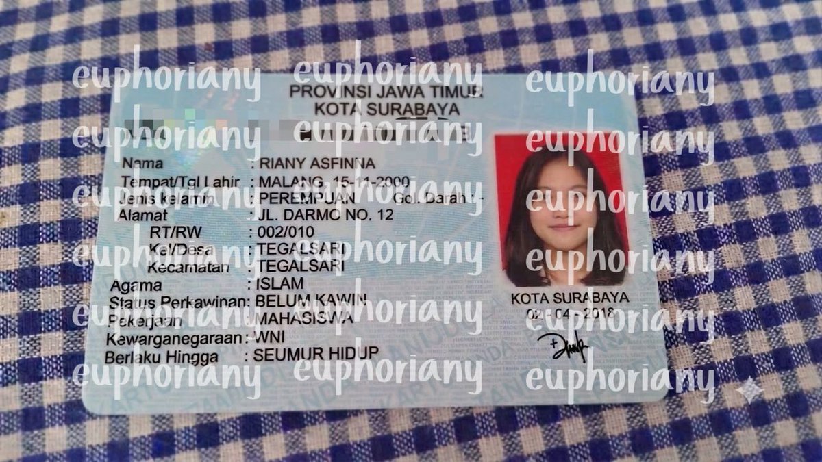 Annryhyyxd's tweet photo. SCAMER WTS ARIRANG JAKARTA 
NAMA : riany asfinna 
dari surabaya 
no wa : +62 812‑3202‑3746
tiktok : euphorianyy
instagram : im.riany
aku kena 2 jt tolong jadi hati-hati ya dan juga yg bisa bantu up https://t.co/ECSfqJ5iXn