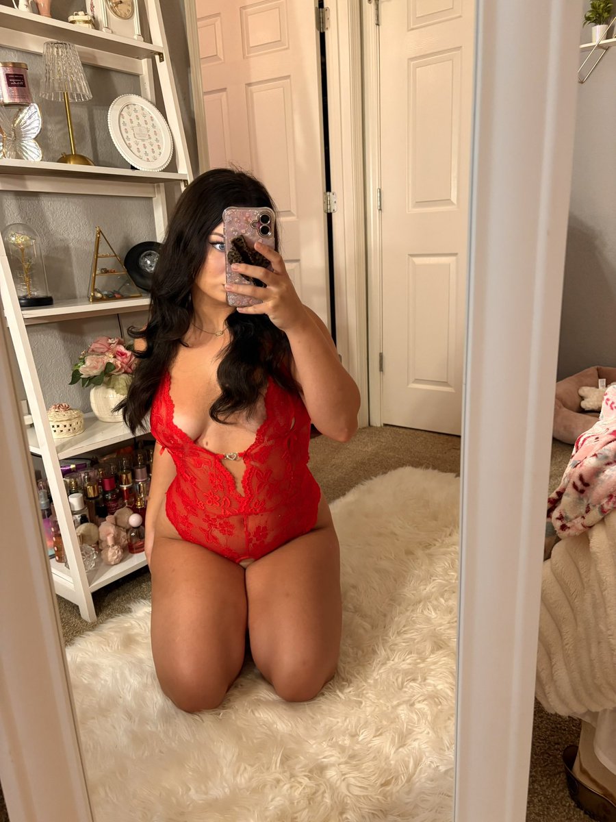 NAUGHTY_Promo_9's tweet photo. 💄💋𝐿𝒶𝒹𝓎 𝐼𝓃 𝑅𝑒𝒹 𝒯𝒽𝓇𝑒𝒶𝒹💋💄

Ladies, post something sexy and in 𝐑𝐞𝐝😘❤

💋 Dresses👗
💋 Lingerie💃
💋 Shoes👠
💋 Bikini/Underwear👙
💋 Etc...🍑🥵

Like❤ &amp; Rt🔄 for exposure
       
NO🚫 Links🔗

RT🔄 this, and I'll RT🔄 your post

Model🔀💃 @kaysweets112 https://t.co/dhtQHdKfVI