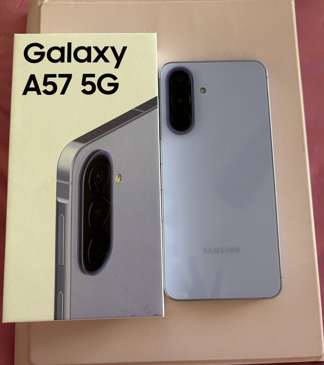 AlfonsoDvila1's tweet photo. Amigos por favor ayúdenme a vender este celular nuevo, contamos con factura garantía de un año de septiembre 26-27 por favor nos urge 🙏🏻🙏🏻🙏🏻 solo 5,500 pesos Samsung A57 256GB
Me ayudan con RT @En_laDelValle @InMixcoac Real nos URGE https://t.co/vA8pOg3Fss