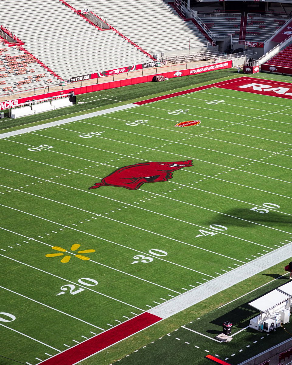 RazorbackFB tweet picture