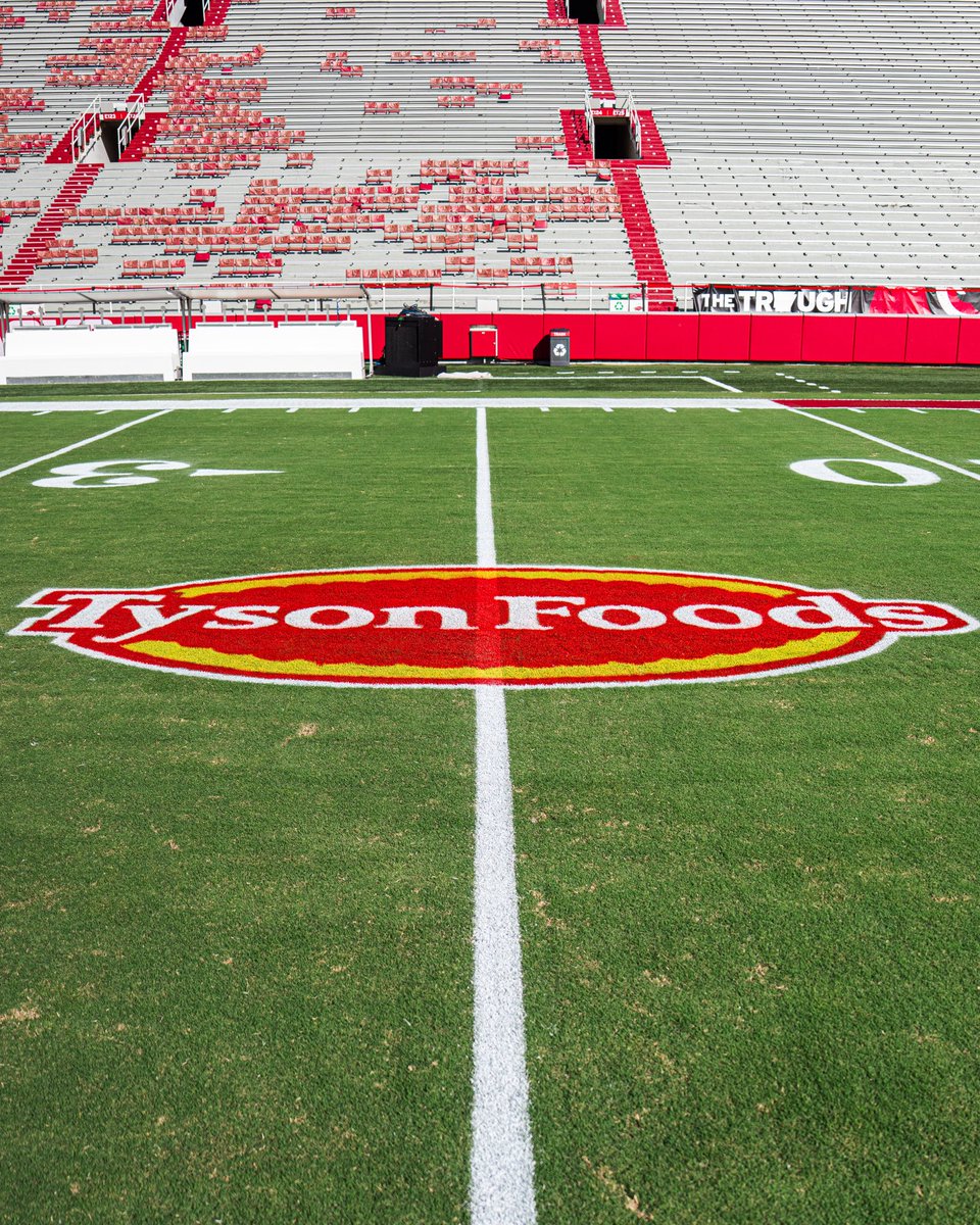 RazorbackFB tweet picture