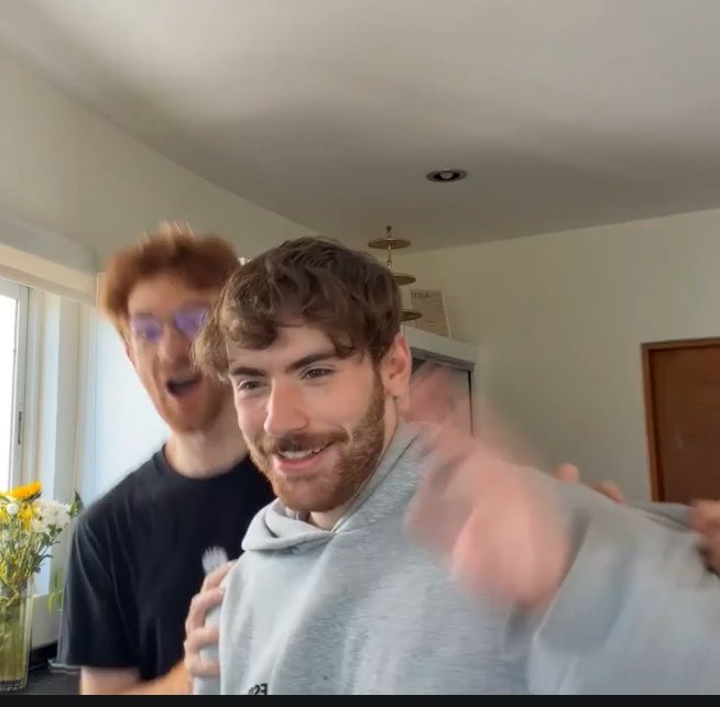 L0V3zz_'s tweet photo. RAAAAA https://t.co/7XSd1wGfVR