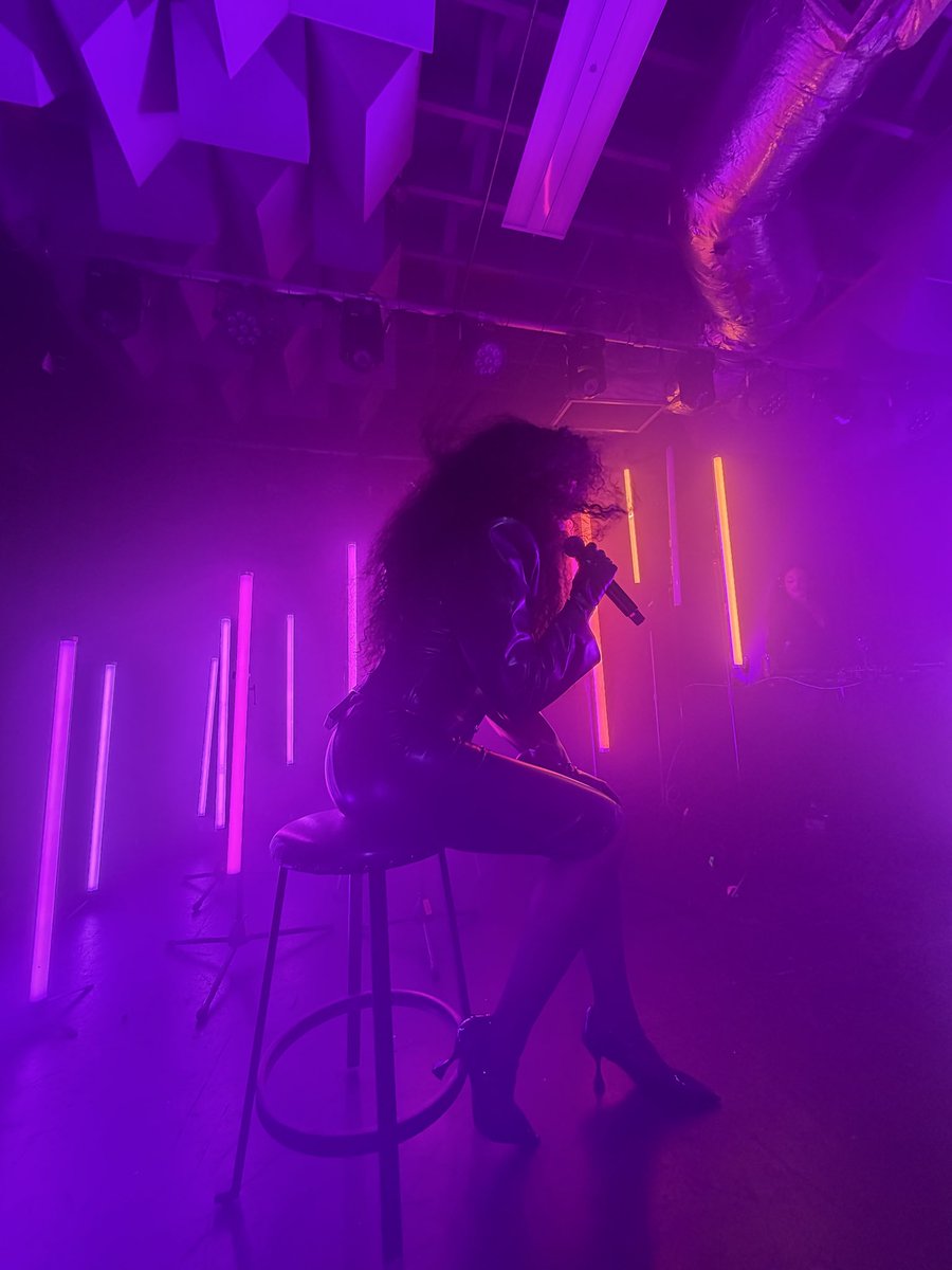 glutenies's tweet photo. @Rochelle_Jordan thank you for changing my life https://t.co/f8Qbz5kTEL