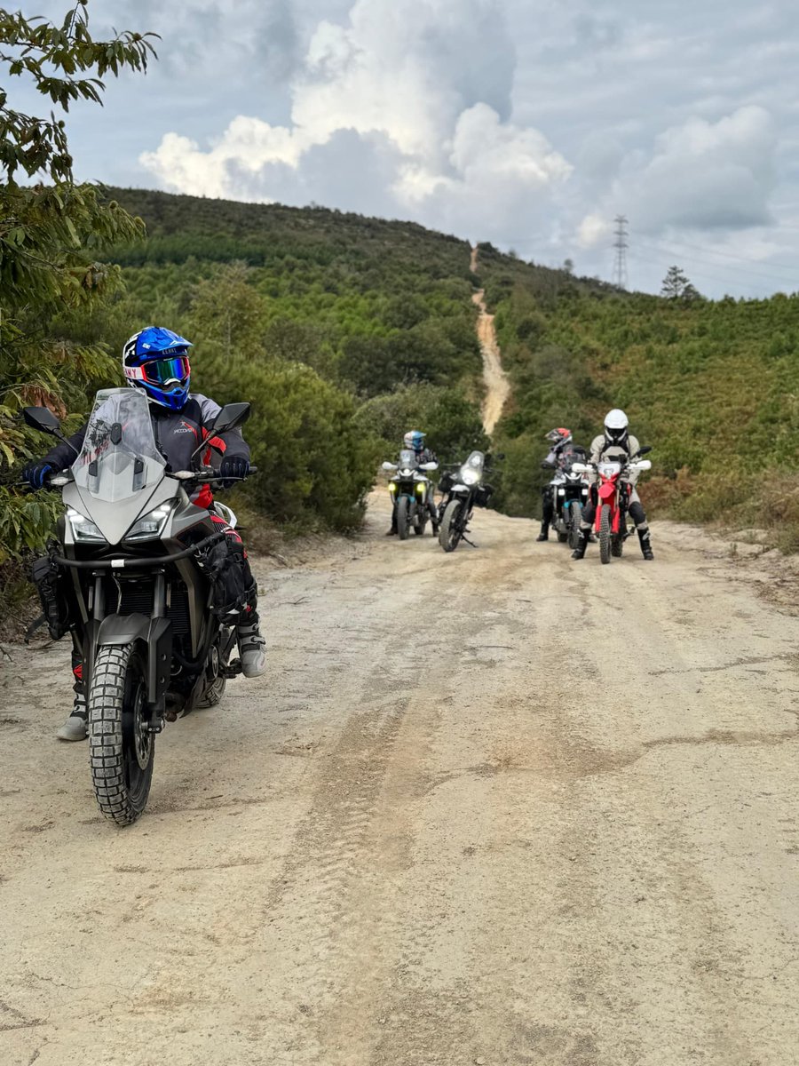 LettySchil4oz's tweet photo. Motomorini X-Cape 650 and X-Cape 700 adventure riding in Türkiye. https://t.co/cDSpkmrcHQ