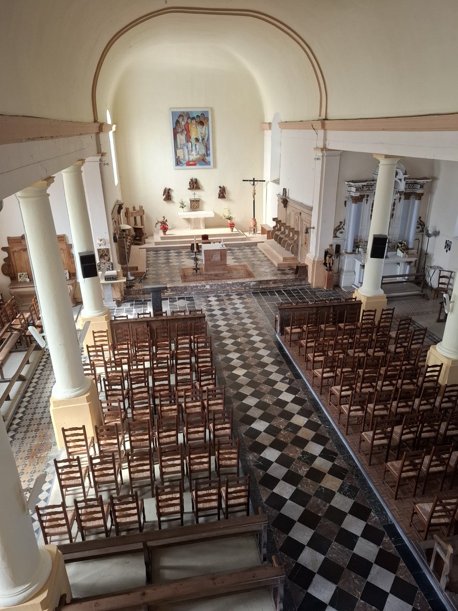 willyippolito's tweet photo. Redecouverte après tant d'années de l'orgue de l'église de Regniowez (Ardennes) afin de préparer le concert de ce dimanche à 16h avec Basson. Cet orgue présente un intérêt particulier.
#orgue #concert #Regnowez
#ardennes https://t.co/1tIcrQ6mYq