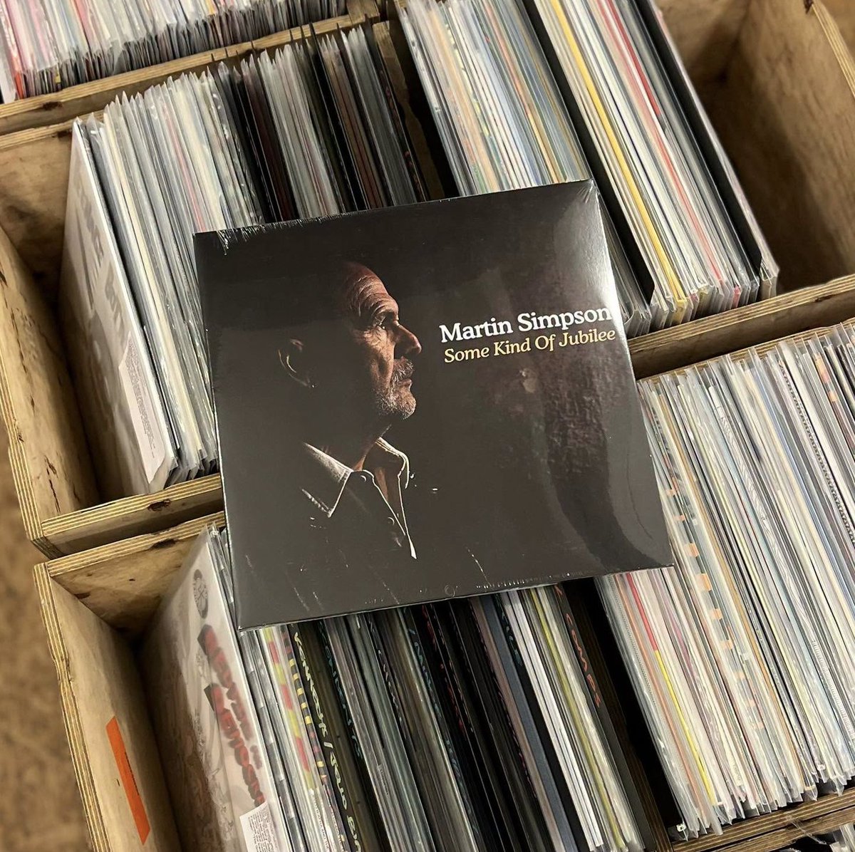 beartreerecords's tweet photo. The new album from Martin Simpson is in stock now from Topic!
@msimpsonian @TopicRecords 
https://t.co/7jcEvgSGLF https://t.co/D70ShWrcOx