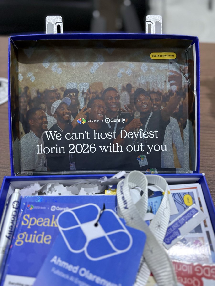 gdgIlorin's tweet photo. We just asked our speakers out!🫣❤️

The flowers? ❌
The chocolates? ❌
A DevFest Speaker Invite Box? Absolutely. 😌✅

#devfestilorin2026 
#devfestilorin26 
#devfest2026 
#gdgilorin https://t.co/0HFbPtR1t5